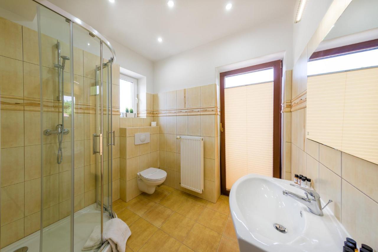Apartament 21